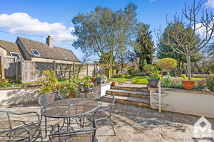 Photo 27- click for photo gallery